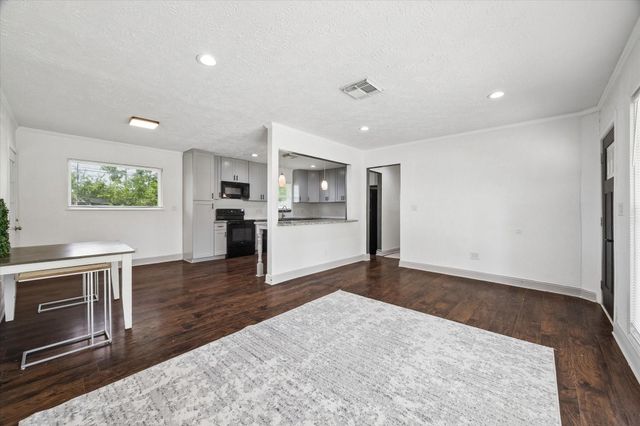 611 Marleen Street, Houston, TX 77034