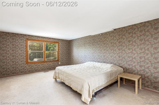 31259 Applewood Lane, Farmington, MI 48331