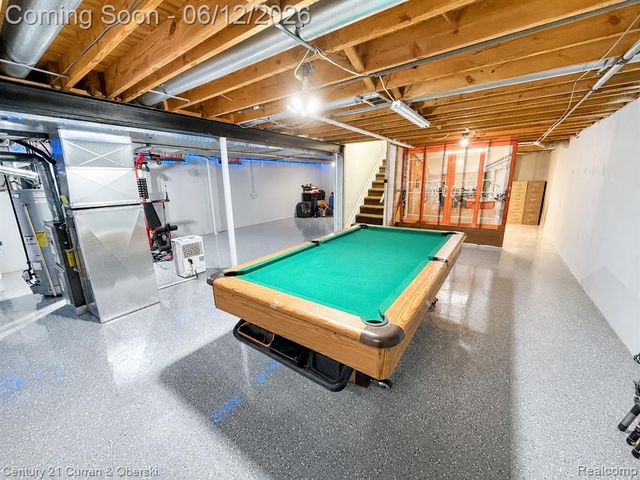 31259 Applewood Lane, Farmington, MI 48331