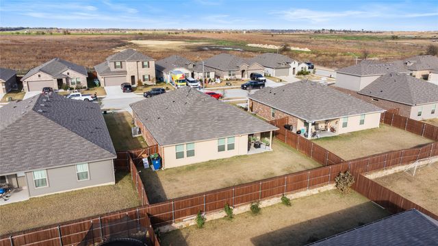 613 Whitecomb Lane, Justin, TX 76247