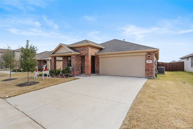 613 Whitecomb Lane, Justin, TX 76247