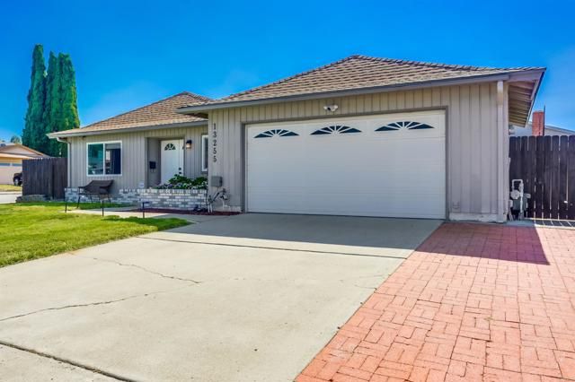 13255 Evanston Dr, Poway, CA 92064