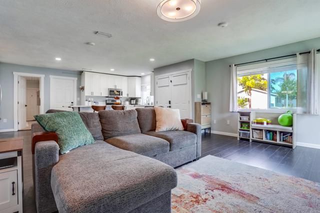 13255 Evanston Dr, Poway, CA 92064