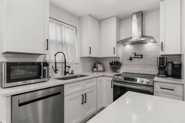 20 Virginia Drive, Woodruff, SC 29388