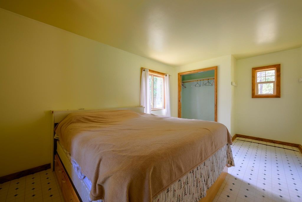 554 Elk Run Drive, Rexford, MT 59930 photo 23