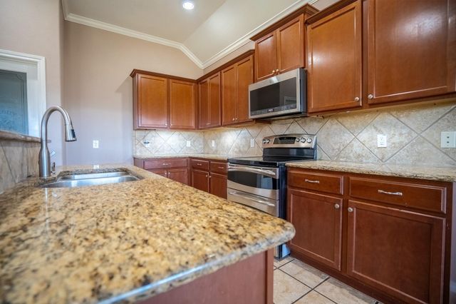 20226 Blue Lake View Lane, Humble, TX 77338