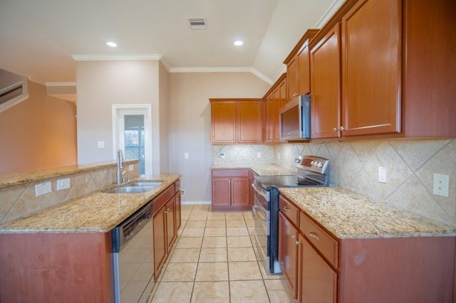 20226 Blue Lake View Lane, Humble, TX 77338