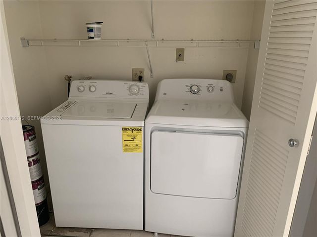 13234 SW 111th Ter 4-1, Miami, FL 33186