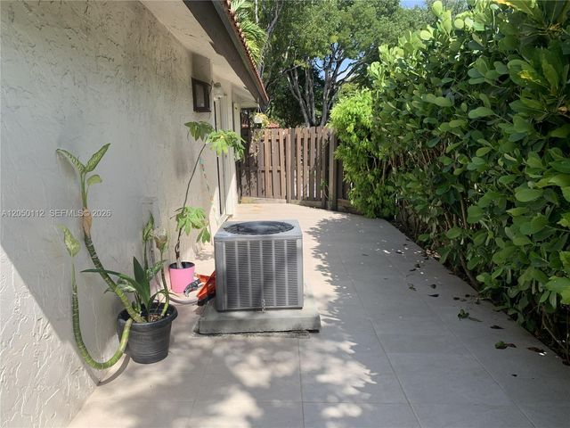 13234 SW 111th Ter 4-1, Miami, FL 33186