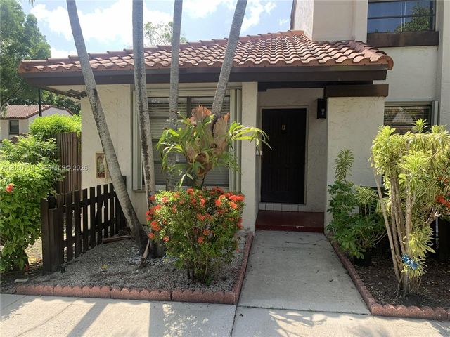 13234 SW 111th Ter 4-1, Miami, FL 33186
