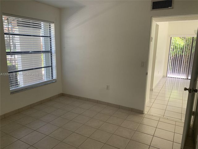 13234 SW 111th Ter 4-1, Miami, FL 33186