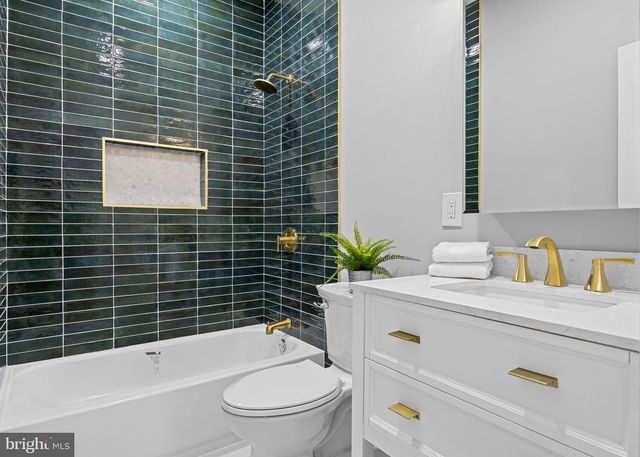 1030 S FRAZIER ST, Philadelphia, PA 19143