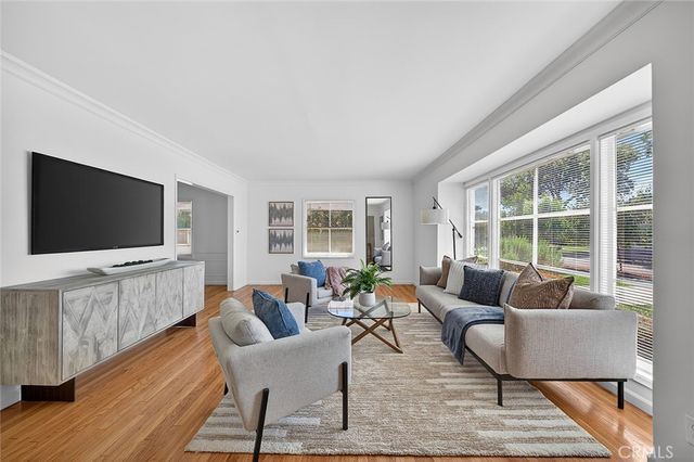 3924 Cerritos, Long Beach, CA 90807