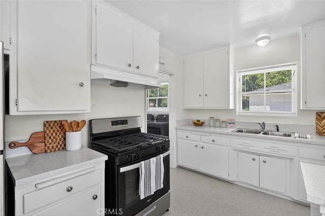 3924 Cerritos, Long Beach, CA 90807