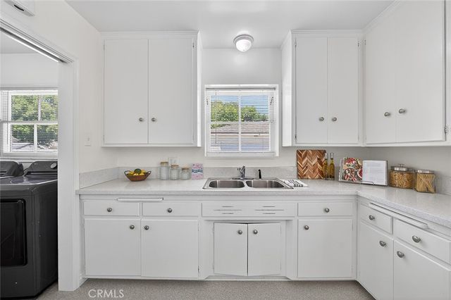 3924 Cerritos, Long Beach, CA 90807