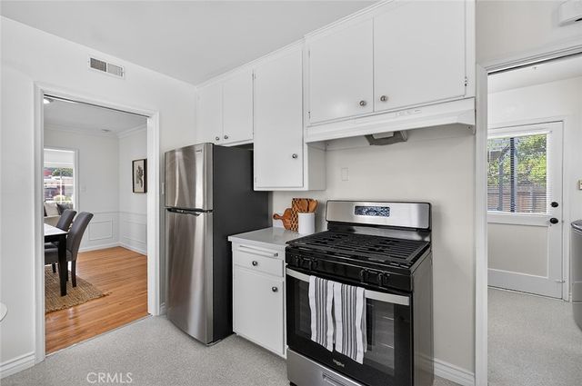 3924 Cerritos, Long Beach, CA 90807