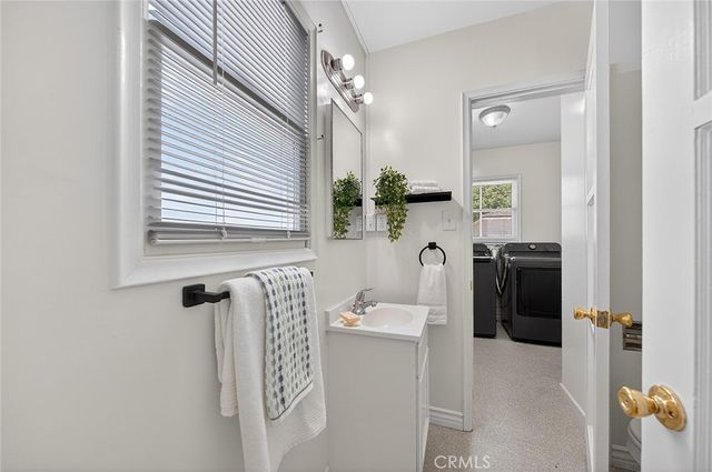 3924 Cerritos, Long Beach, CA 90807