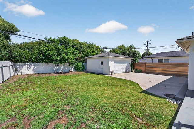 3924 Cerritos, Long Beach, CA 90807