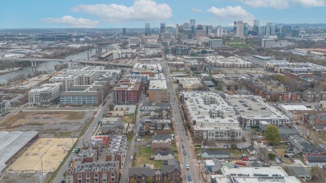 1330 3rd Ave, N, Nashville, TN 37208