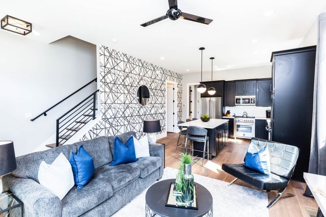 1330 3rd Ave, N, Nashville, TN 37208