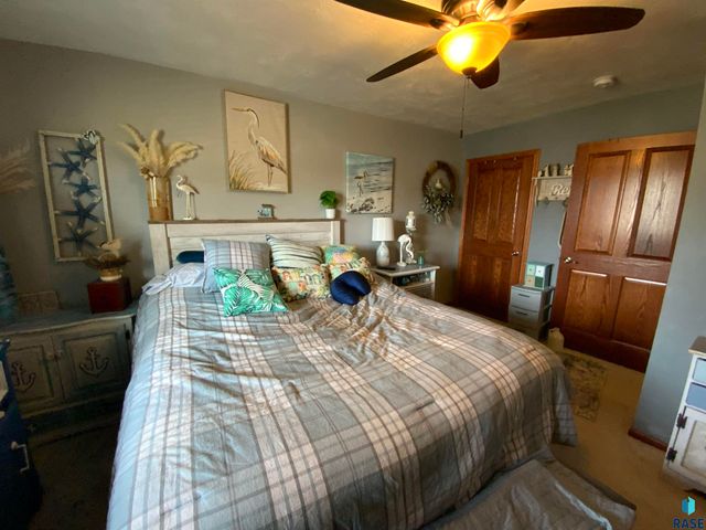 8506 W Lavern Wipf St Street, Sioux Falls, SD 57106