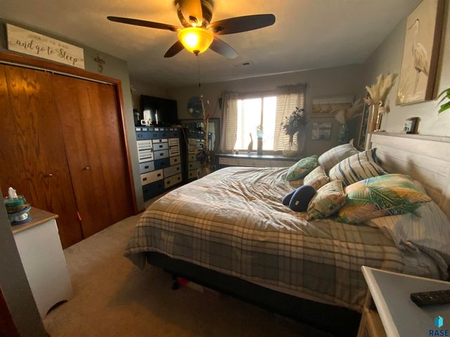 8506 W Lavern Wipf St Street, Sioux Falls, SD 57106