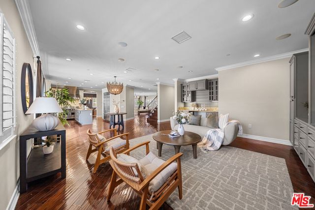 3251 Quail Run Road, Los Alamitos, CA 90720