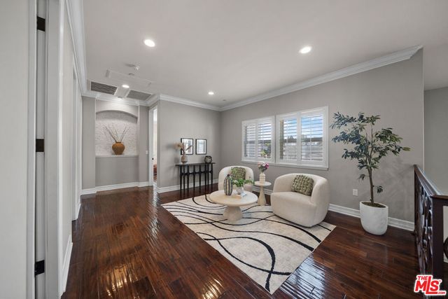 3251 Quail Run Road, Los Alamitos, CA 90720