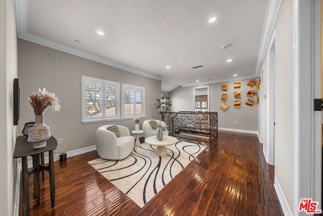 3251 Quail Run Road, Los Alamitos, CA 90720