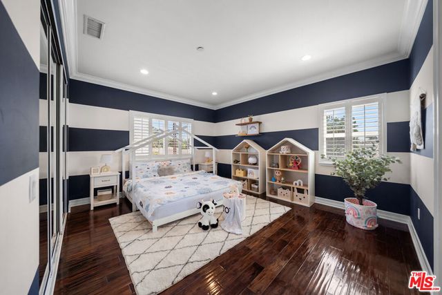 3251 Quail Run Road, Los Alamitos, CA 90720
