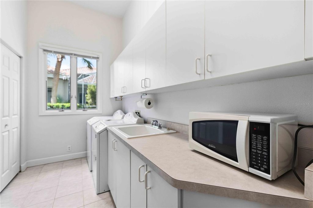 Image 20 of property listing at 5256 E 88TH STREET, Bradenton, FL 34211