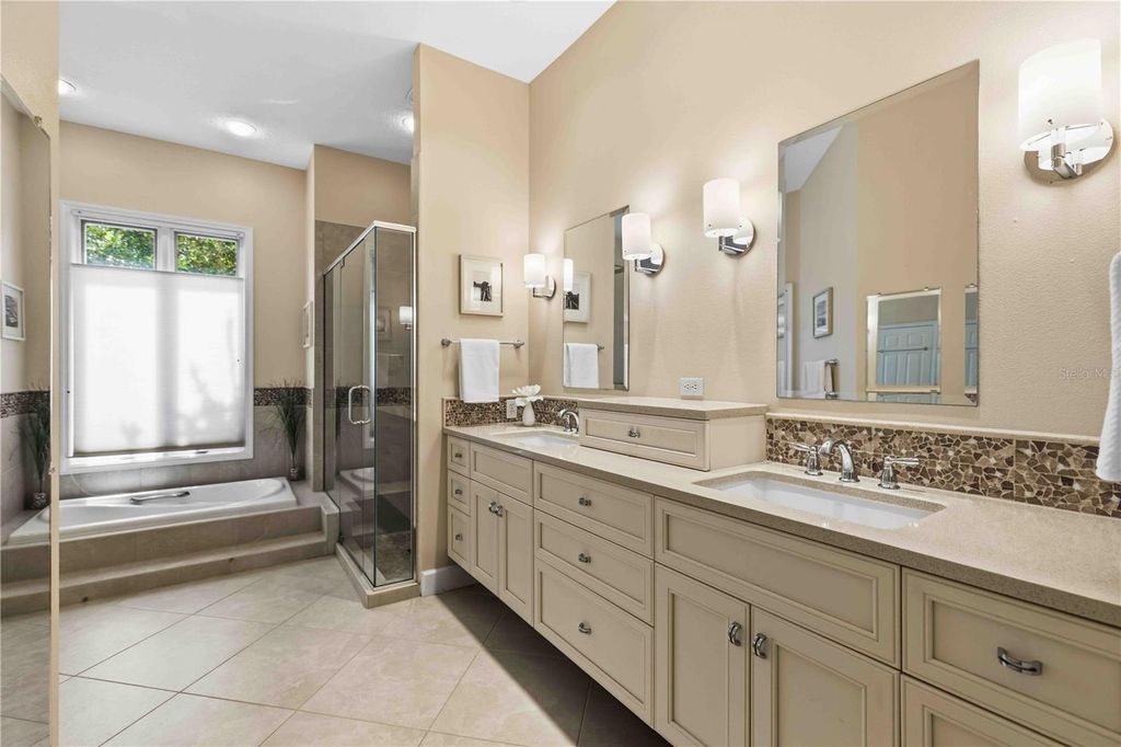 Image 22 of property listing at 5256 E 88TH STREET, Bradenton, FL 34211
