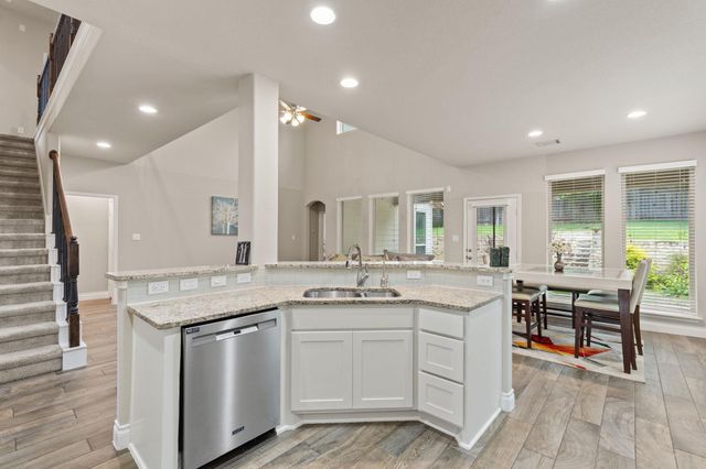 180 Santa Maria ST, Georgetown, TX 78628