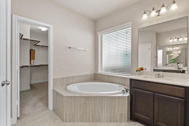 180 Santa Maria ST, Georgetown, TX 78628