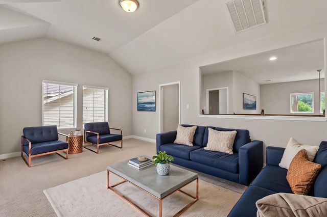 180 Santa Maria ST, Georgetown, TX 78628