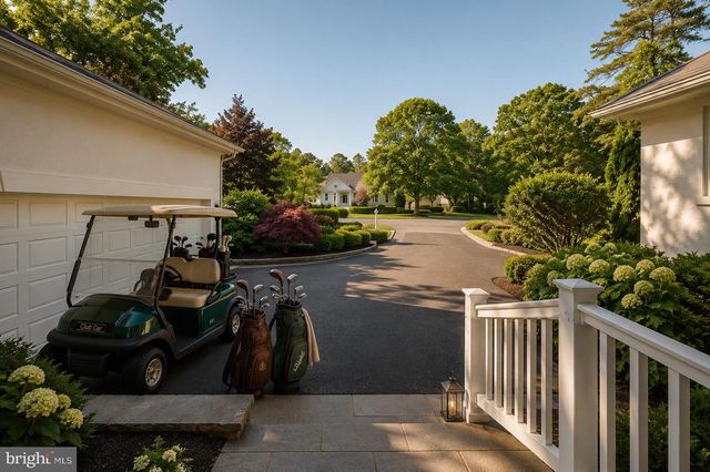11 HOLLY KNOLL DR, Cape May Court House, NJ 08210