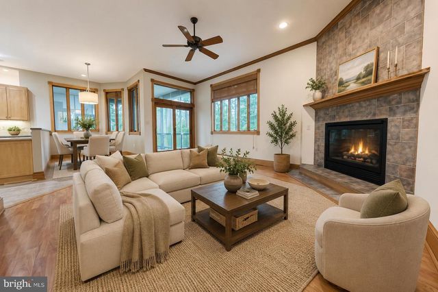 11 HOLLY KNOLL DR, Cape May Court House, NJ 08210