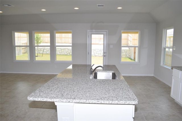 208 Shugart ST, San Marcos, TX 78666