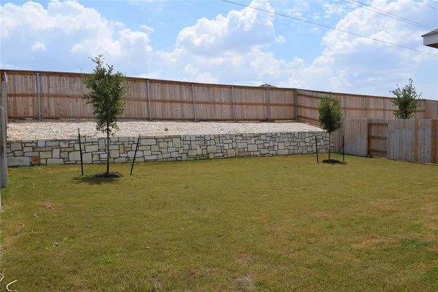 208 Shugart ST, San Marcos, TX 78666