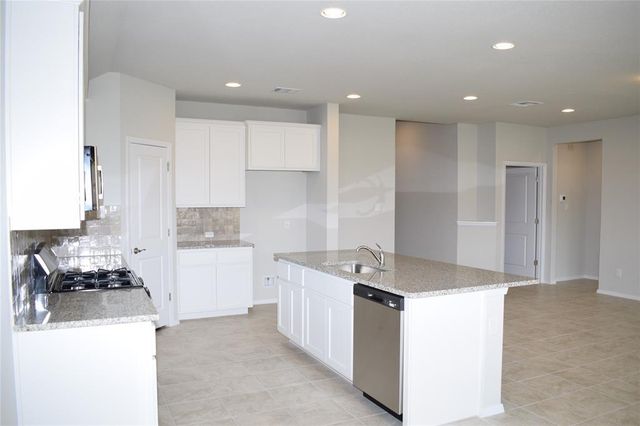 208 Shugart ST, San Marcos, TX 78666