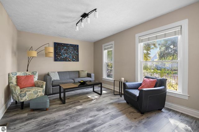 637,639,641 E Eighth Street, Traverse City, MI 49686