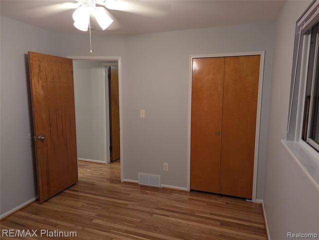 3310 Creek Drive, Ann Arbor, MI 48108