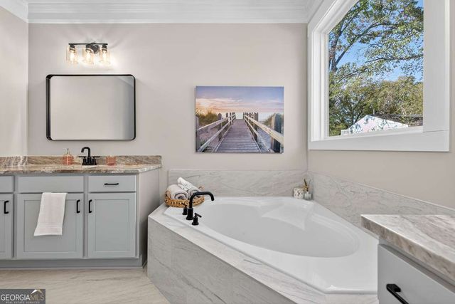 5139 West Drive NE, Covington, GA 30014