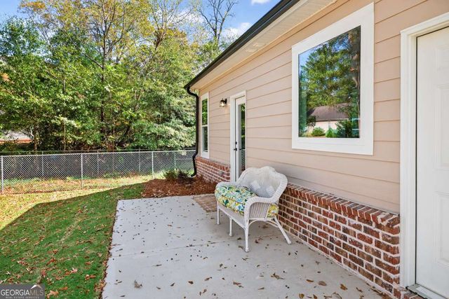 5139 West Drive NE, Covington, GA 30014