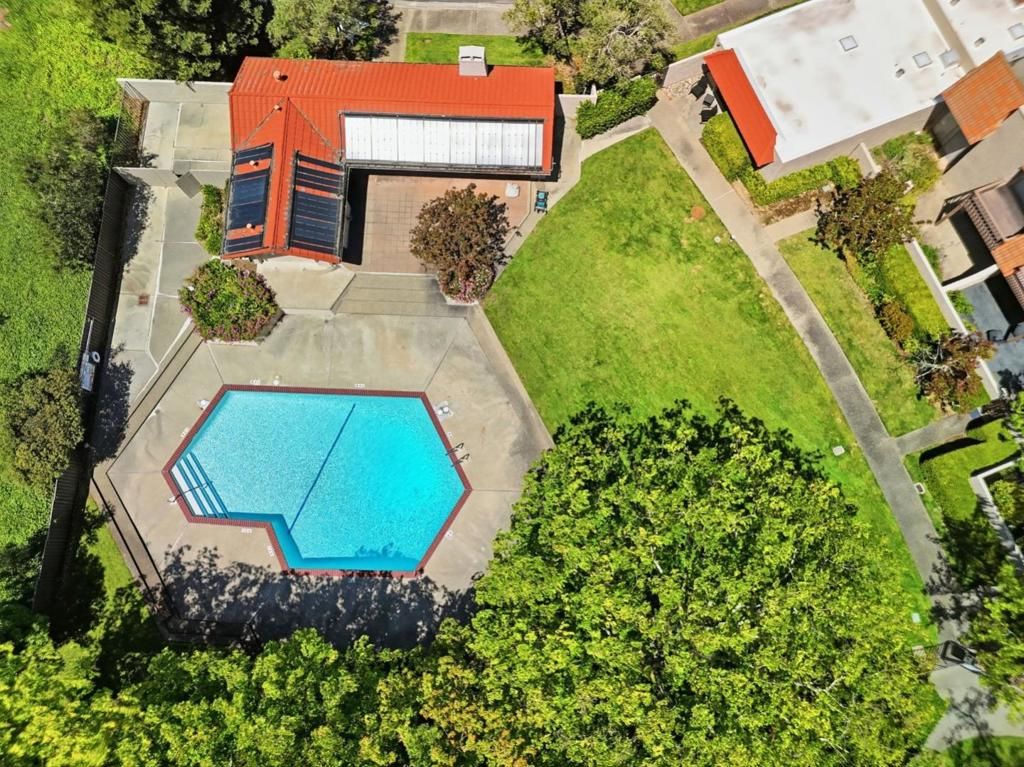 Image 47 of property listing at 17 Rinconada Circle, Belmont, CA 94002