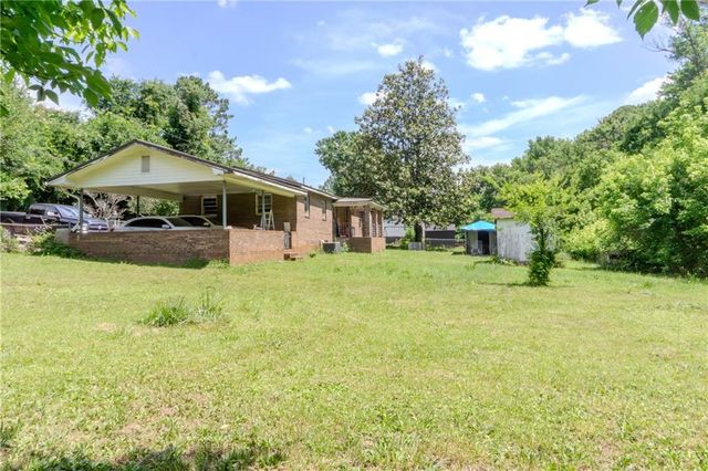 141 Hughes Dairy Road SE, Lindale, GA 30147