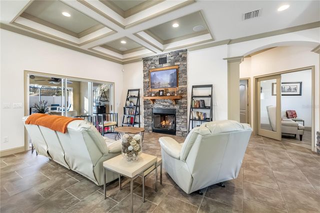 24 POINT OF WOODS DRIVE, Palm Coast, FL 32164