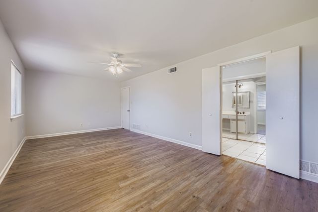 1885 Cliff View Drive, Lewisville, TX 75077