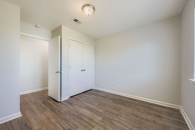 1885 Cliff View Drive, Lewisville, TX 75077