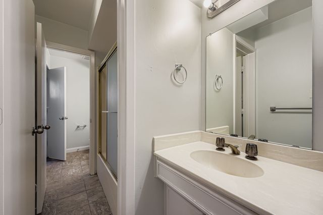 1885 Cliff View Drive, Lewisville, TX 75077